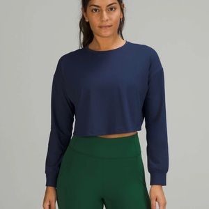 Lululemon Muscle Love Long Sleeve Crop Top in Navy
